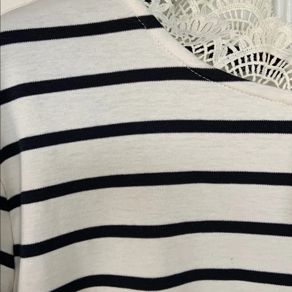 Talbots long sleeve ruffle trim tee - Picture 5 of 5